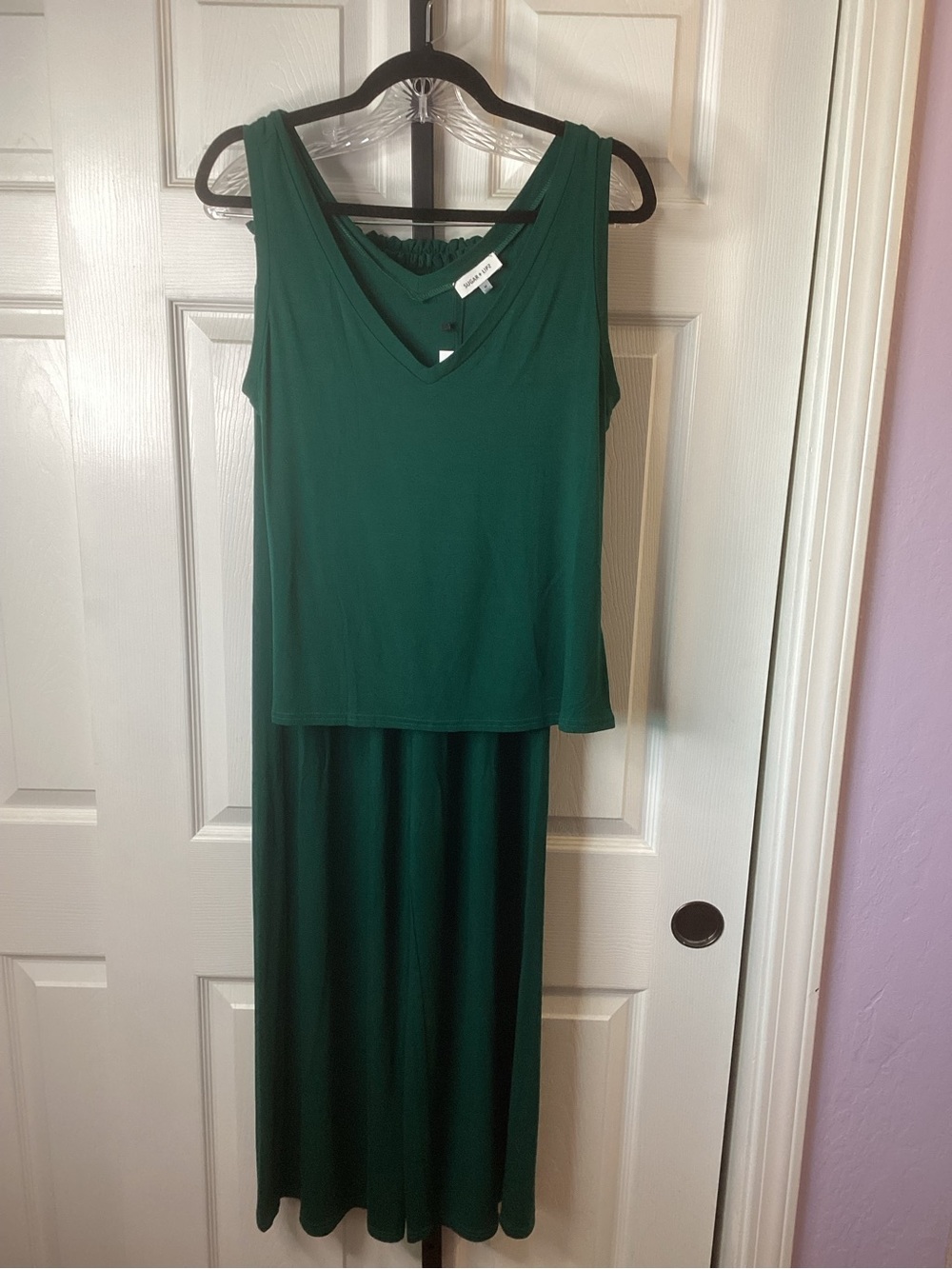 Emerald Green 2-Piece Tank/Pants Set, size Medium, NWT